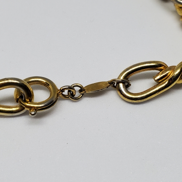 SOLD Vintage Christian Dior Twist Barbed Link Necklace - Picture 4 of 9